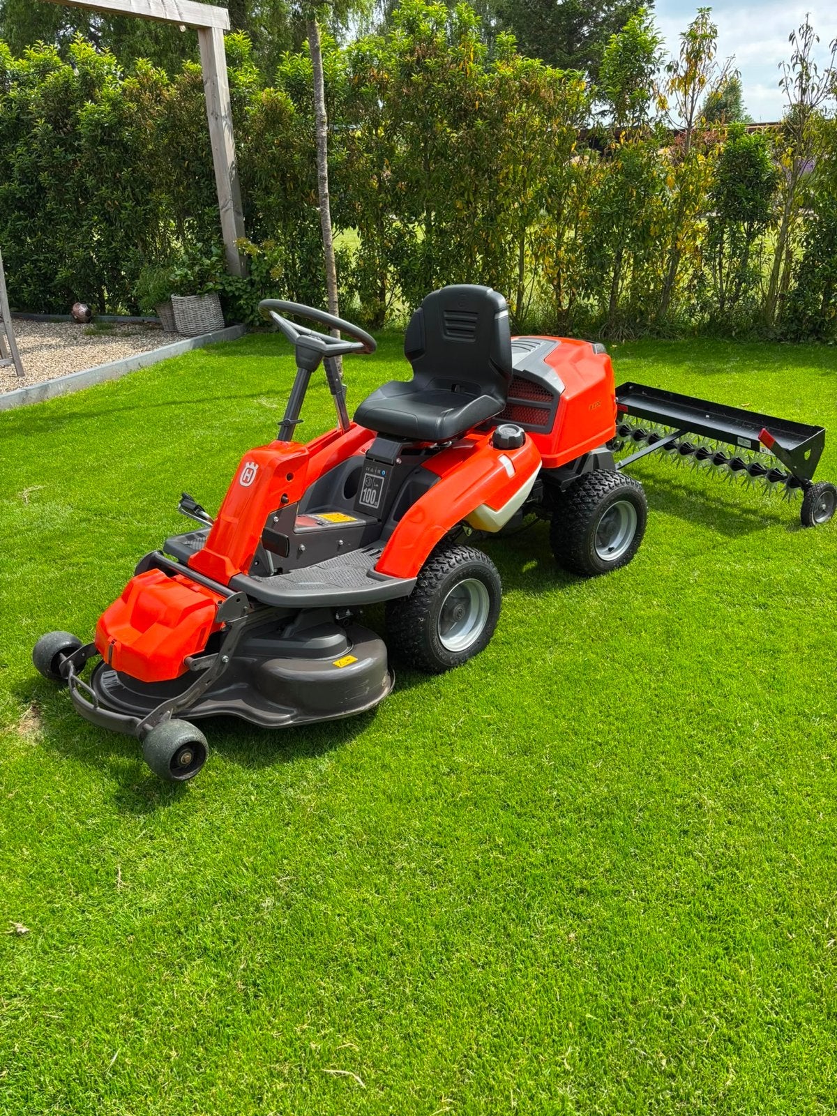 Husqvarna R213C Zitmaaier - 2020, slechts 50 uur gebruikt, Ophalen, Cirkelmaaier, Mulchfunctie, Zo goed als nieuw