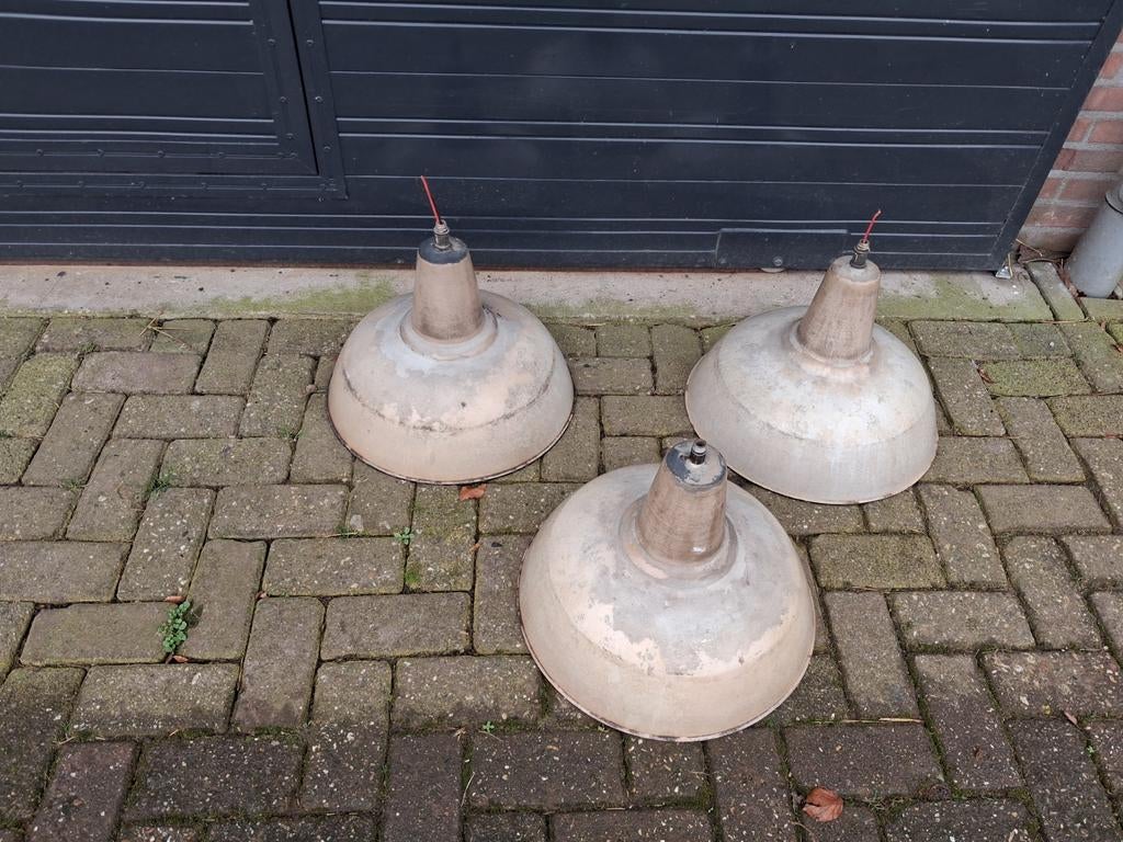 Vintage Emaille Lampenkappen - 45 cm doorsnee, Gebruikt, 25 tot 50 cm, Rond, Vintage, Industrieel