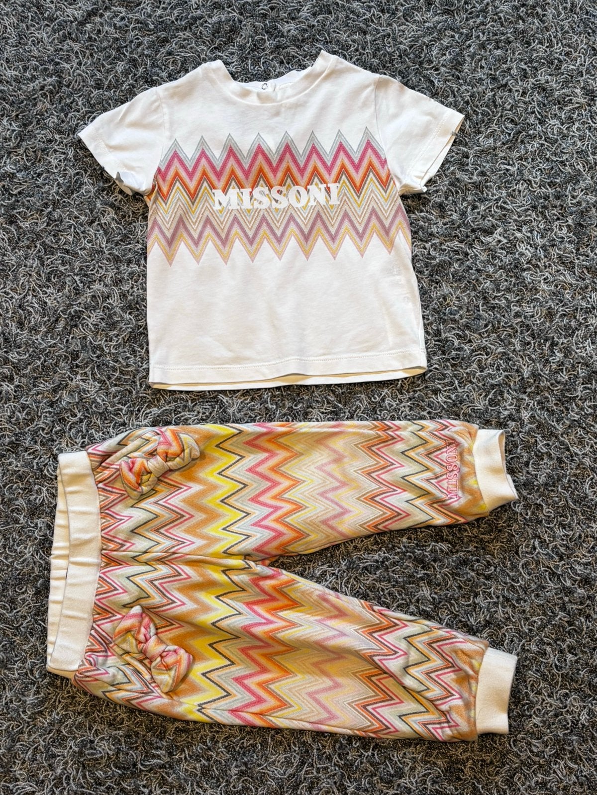 Missoni 2 delig setje 18 maanden, Ophalen of Verzenden, Zo goed als nieuw, Meisje, Setje
