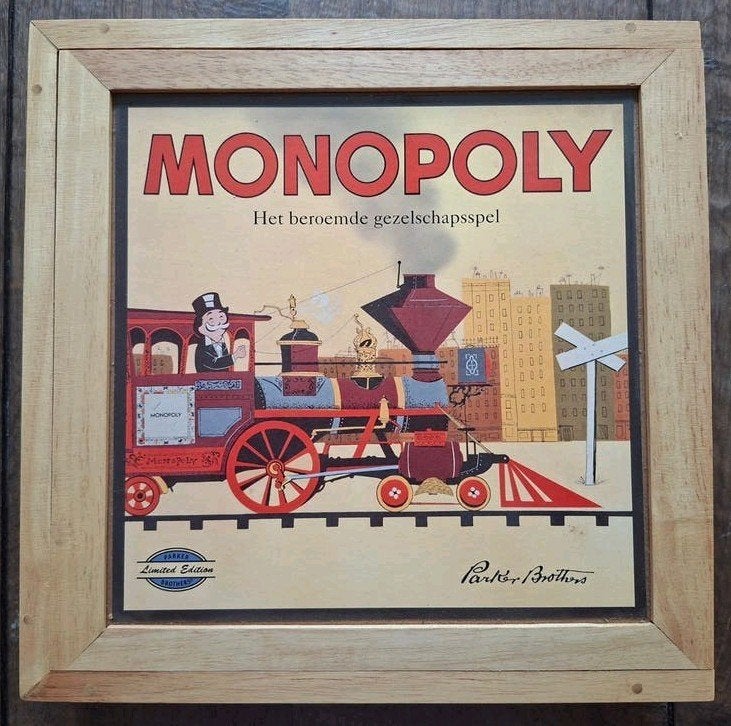 Monopoly Limited Edition in houten kist, Vijf spelers of meer, Ophalen of Verzenden, Nieuw, Parker Brothers