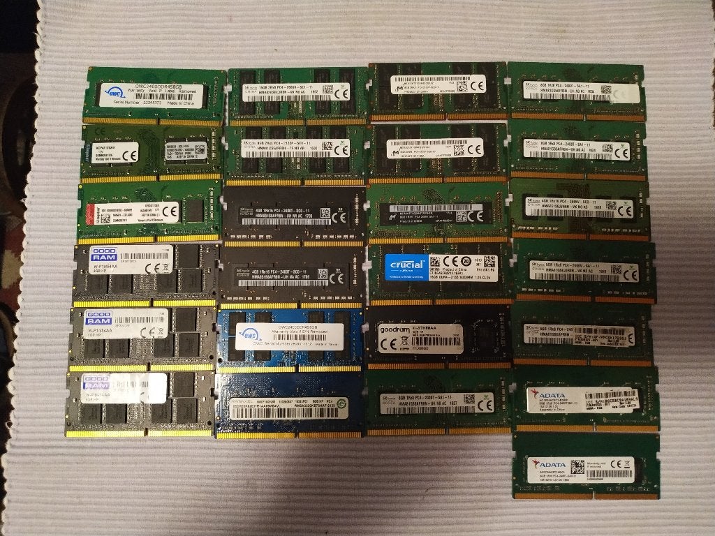 4GB en 8GB DDR4 laptop geheugen, Computers en Software, RAM geheugen, DDR4, 8 GB, Ophalen of Verzenden, Zo goed als nieuw