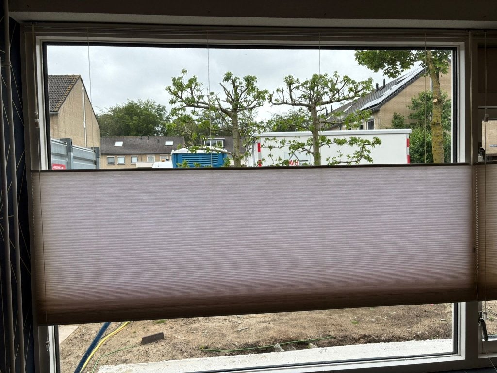 2 Veneta Plissé gordijn(en) beige/zand/creme 2m&70cm breed, Ophalen, 150 tot 200 cm, Crème, Zo goed als nieuw