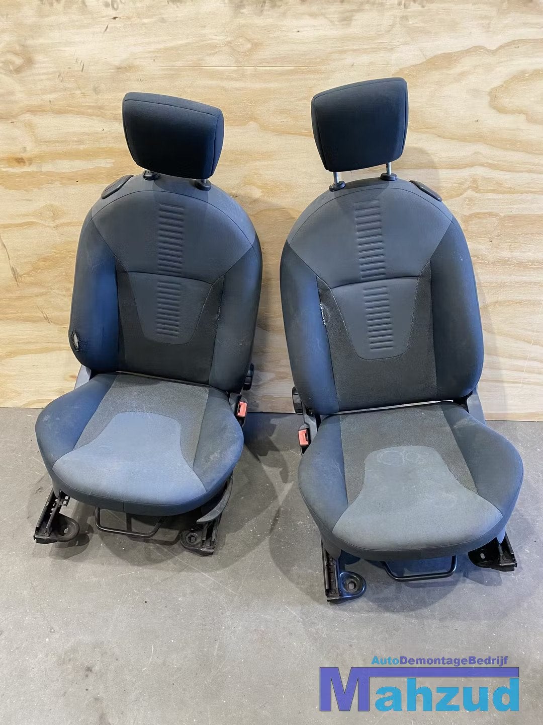 FORD KA 2 Grijs rechts stoel passagierstoel achterbank 2008-, Gebruikt, Info@ford.com, Ophalen of Verzenden, Ford