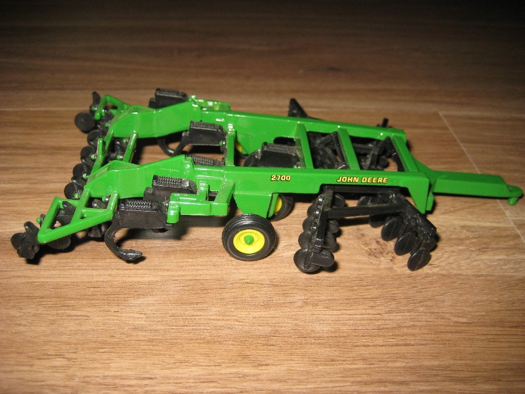John Deere 2700 Mulch Ripper, Ertl, 1:64, Ophalen of Verzenden, Zo goed als nieuw, Tractor of Landbouw