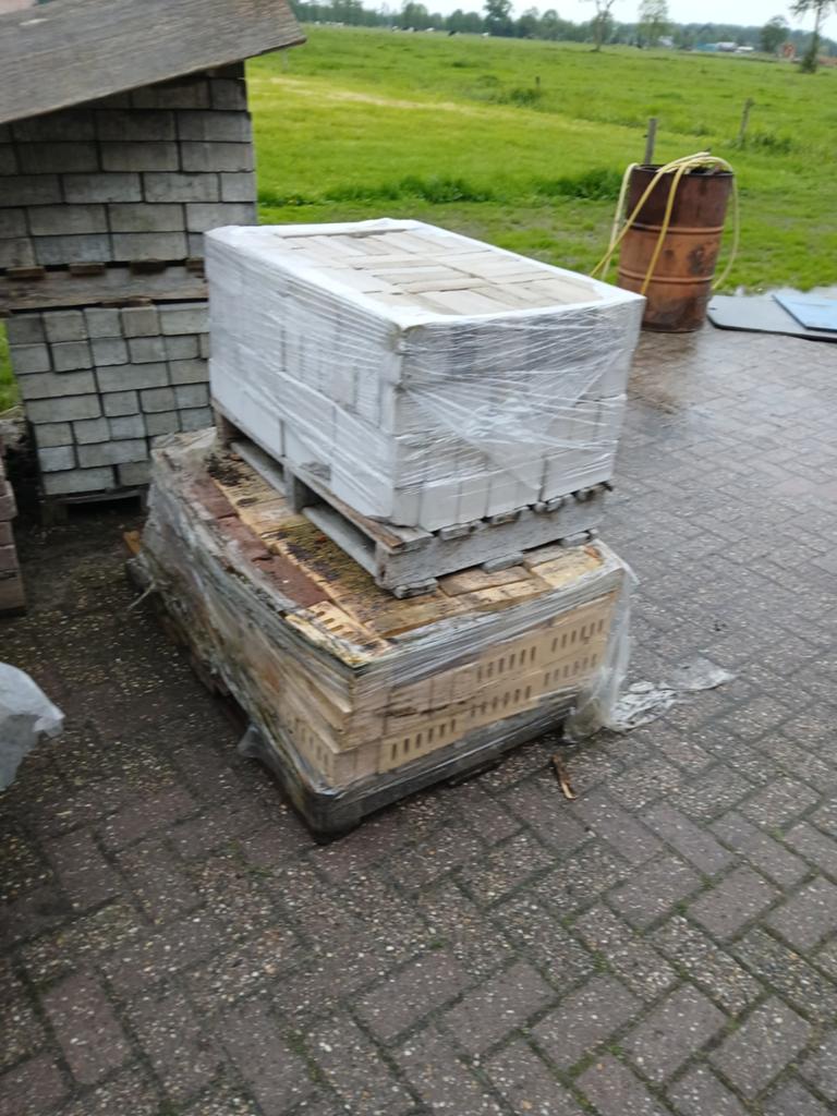 Te koop ruim 820  metselstenen en kalkzandsteenblokken, Ophalen of Verzenden, Bakstenen