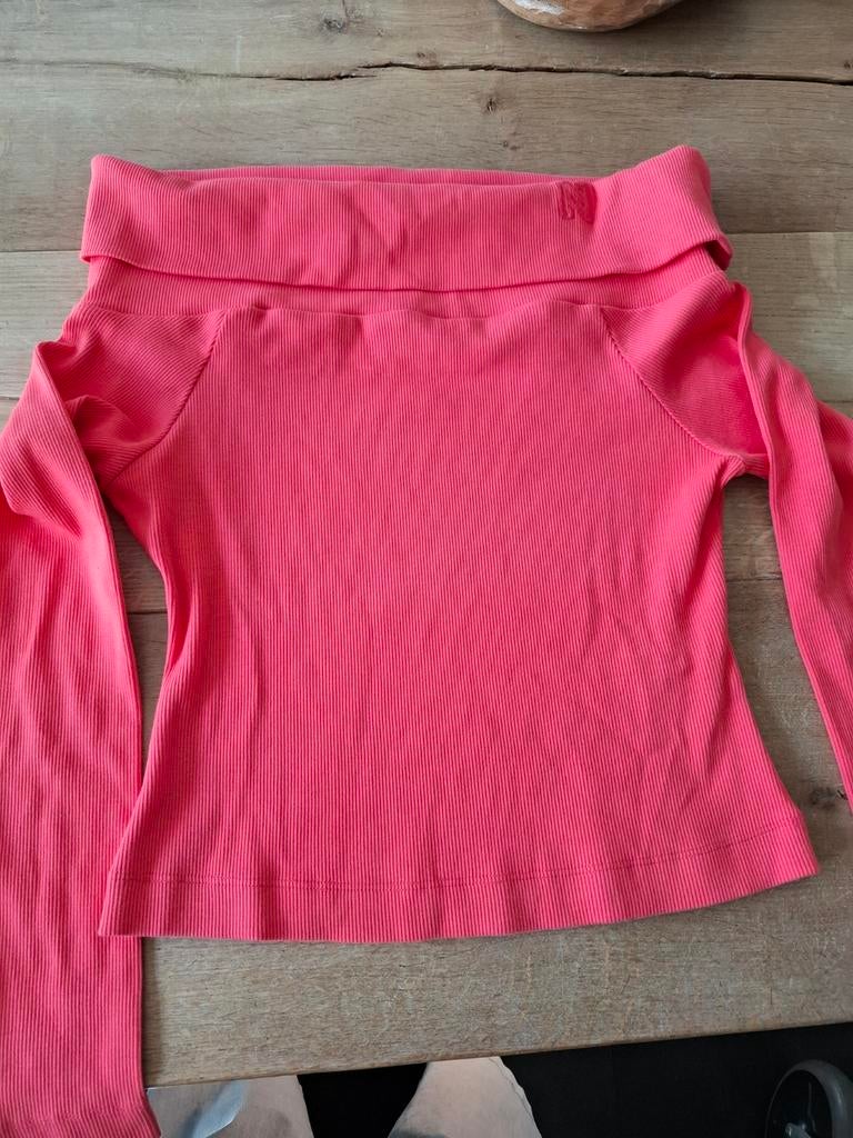 Nieuw shirt van Nikkie zalmróse, Maat 38/40 (M), Overige kleuren, Nieuw, Ophalen of Verzenden
