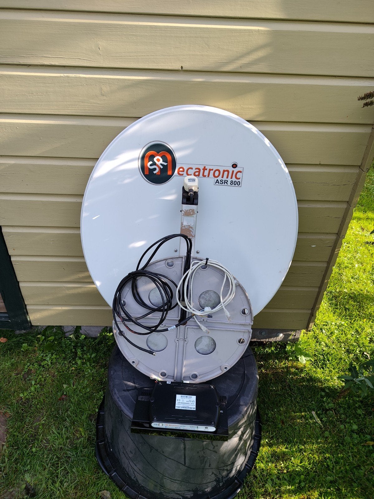 SR Mecatronic ASR 800 Automatische Satellietschotel, Ophalen, Gebruikt, (Schotel)antenne, Overige merken
