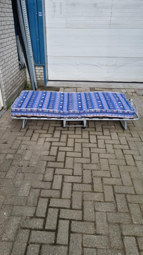 Nieuw eenpersoons opvouwbed met matras - 185x80x10cm, Ophalen, Eenpersoons, Nieuw, 190 cm of minder