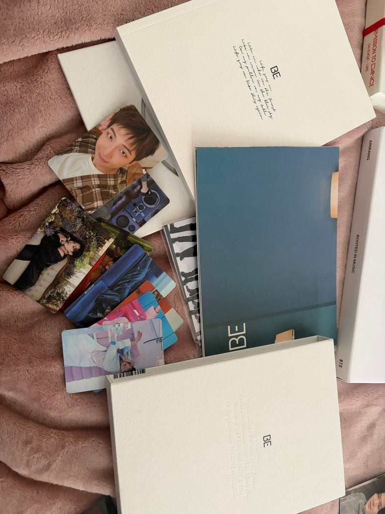 BTS BE ESSENTIAL EDITION ALBUM, Ophalen of Verzenden, Zo goed als nieuw, K-pop, Album