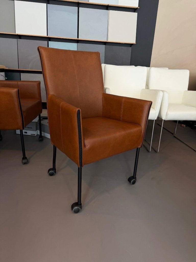 Freek XL leren eetkamerstoel set van 4 | Woonloods Dongen, Ophalen, Bruin, Nieuw, Leer