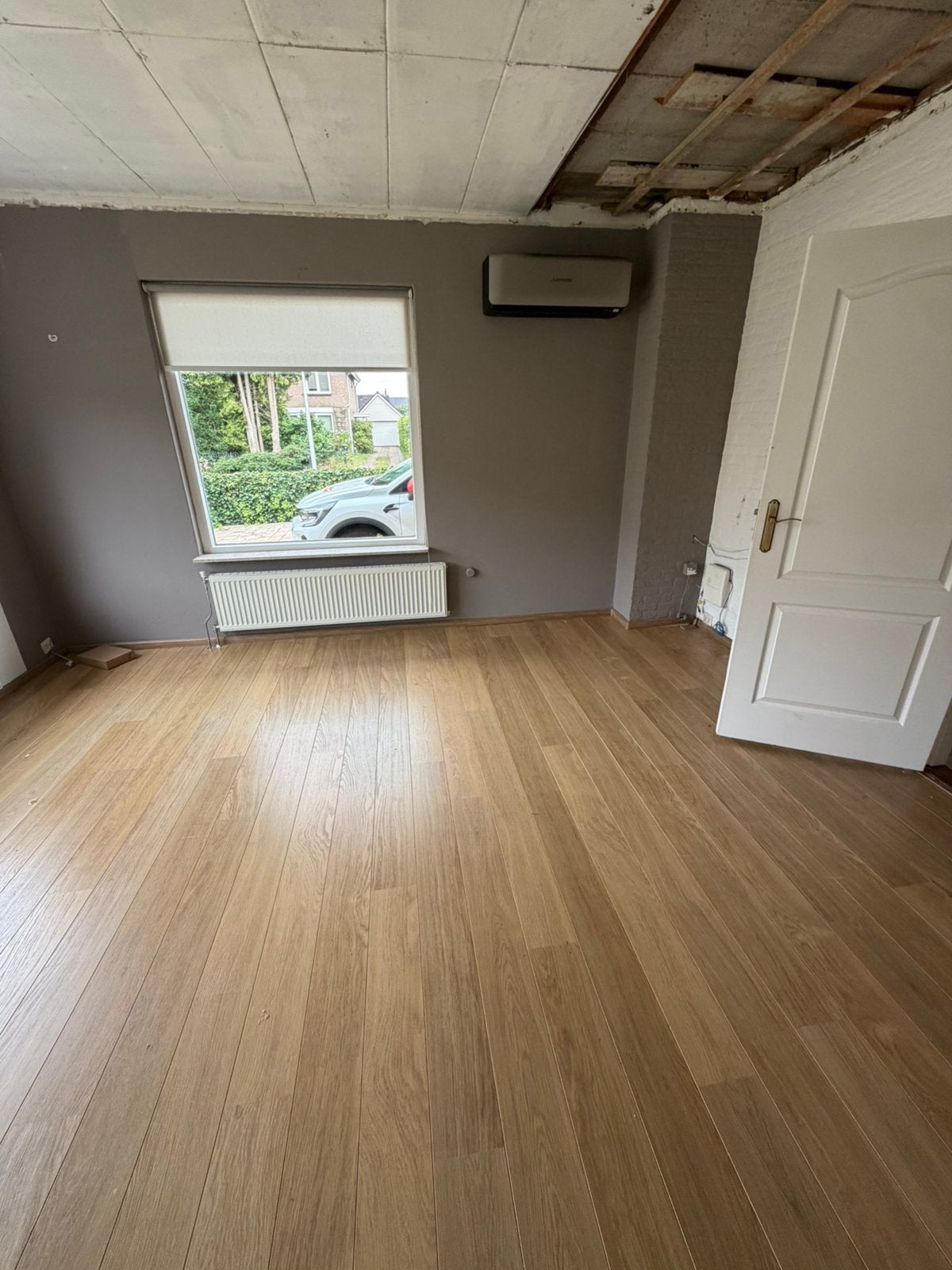 Bijna 30m2 laminaat, Ophalen, 50 tot 150 cm, Zo goed als nieuw, 10 m² of meer
