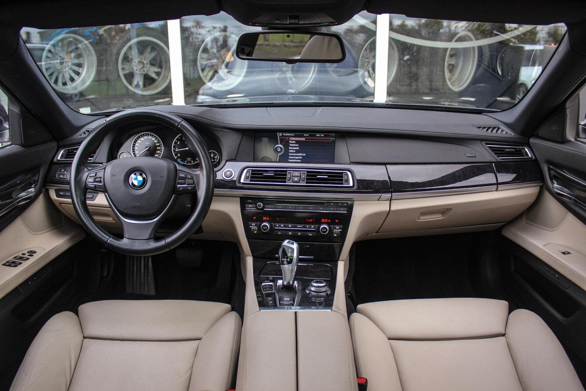BMW 7-serie 750i ActiveHybrid | NL auto | 2e eigenaar | Soft, Automaat, Euro 5, Achterwielaandrijving, Gebruikt