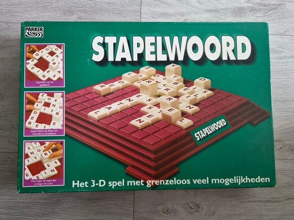 Stapelwoord 3-D spel van Parker - Zo goed als nieuw, Hobby en Vrije tijd, Drie of vier spelers, Ophalen of Verzenden, Zo goed als nieuw