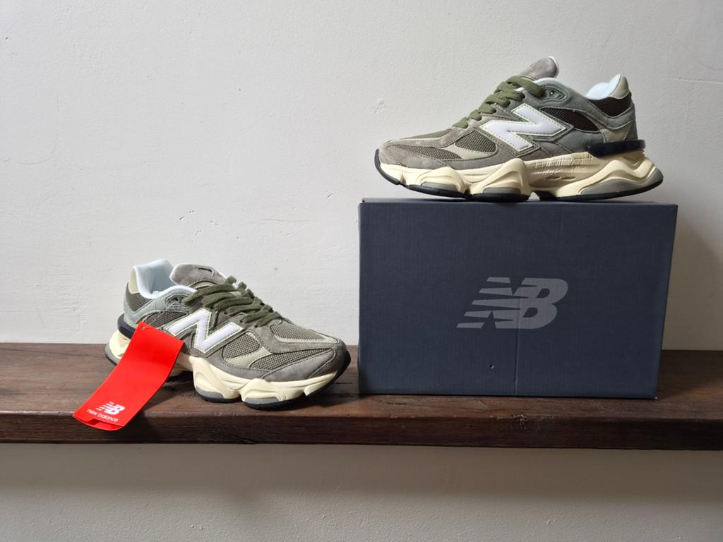 New Balance 9060 schoenen groen maat 41, Ophalen of Verzenden, Nieuw, Overige kleuren