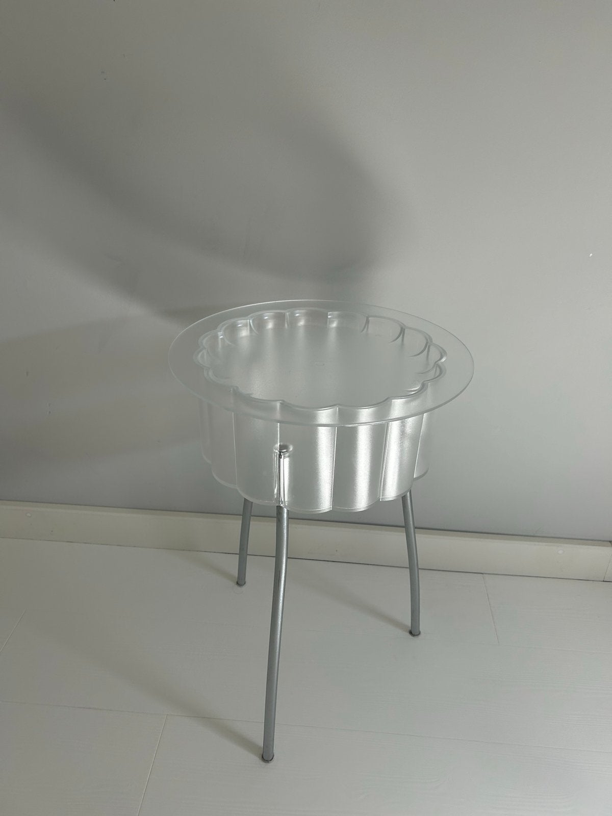 Vintage Ikea Hatten bijzettafel met opbergvak, Gebruikt, Rond, Ophalen, 45 tot 60 cm