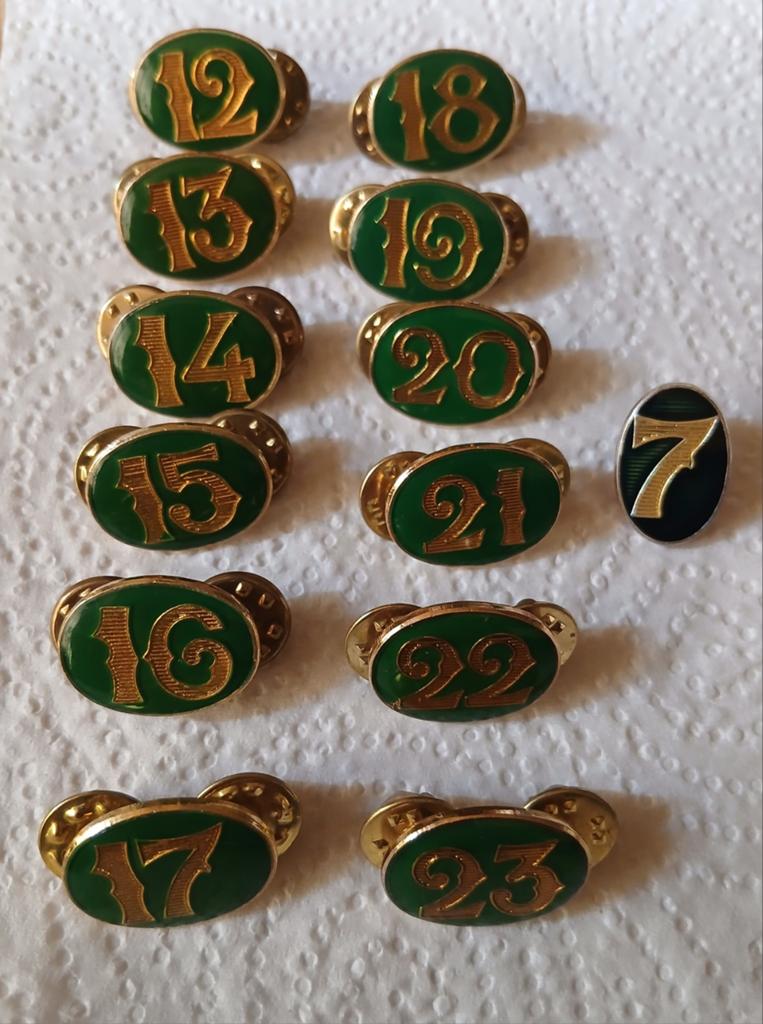 Medaille cijfers , Nijmeegse vierdaagse, Ophalen of Verzenden, Overige materialen, Nederland
