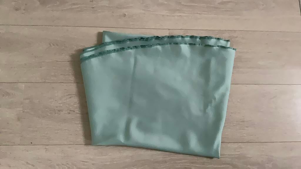 Bijna nieuw rond glanssatijnen -tafelkleed,tafellaken, Ophalen, Zo goed als nieuw, Rond