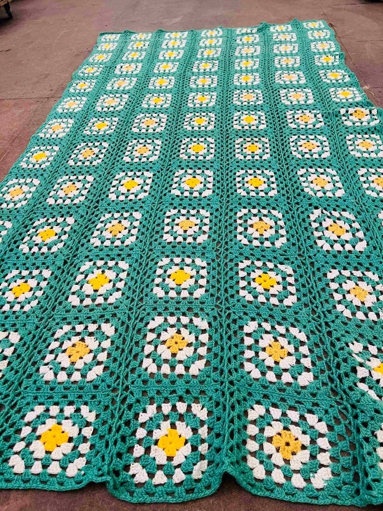 Vrolijke Granny 225/120 cm, Gehaakt, Etten-Leur, DJT@dejuistetoon.eu, Ophalen of Verzenden