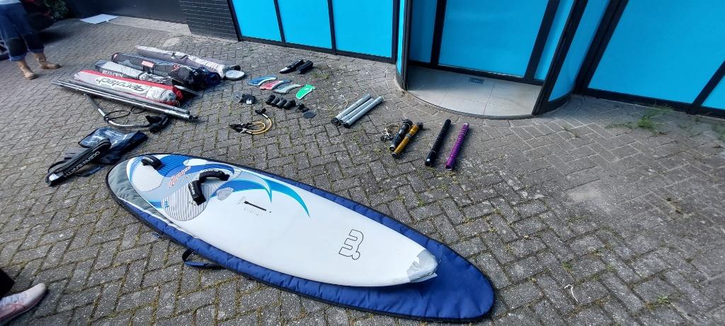 Complete windsurfset, Watersport en Boten, Windsurfen, Ophalen, Gebruikt, Minder dan 250 cm, Overige typen