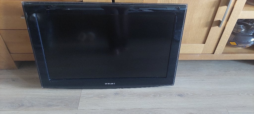 monitor 79 cm is ongeveer 31,1 inch, Computers en Software, Ophalen, Overige typen, Samsung, Onbekend