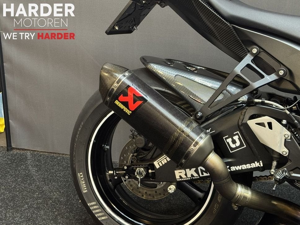KAWASAKI ZX 10R NINJA | ÖHLINS | RIZOMA | AKRA | QUICKSHIFT, Motoren, 4 cilinders, Motorrijbewijs A, Bedrijf, Onbekend