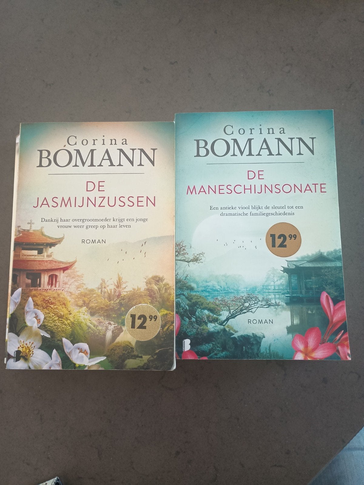 Corina Bomann Boeken: De Jasmijnzussen & De Maneschijnsonate, Ophalen of Verzenden, Zo goed als nieuw, Corina Bomann, Europa overig