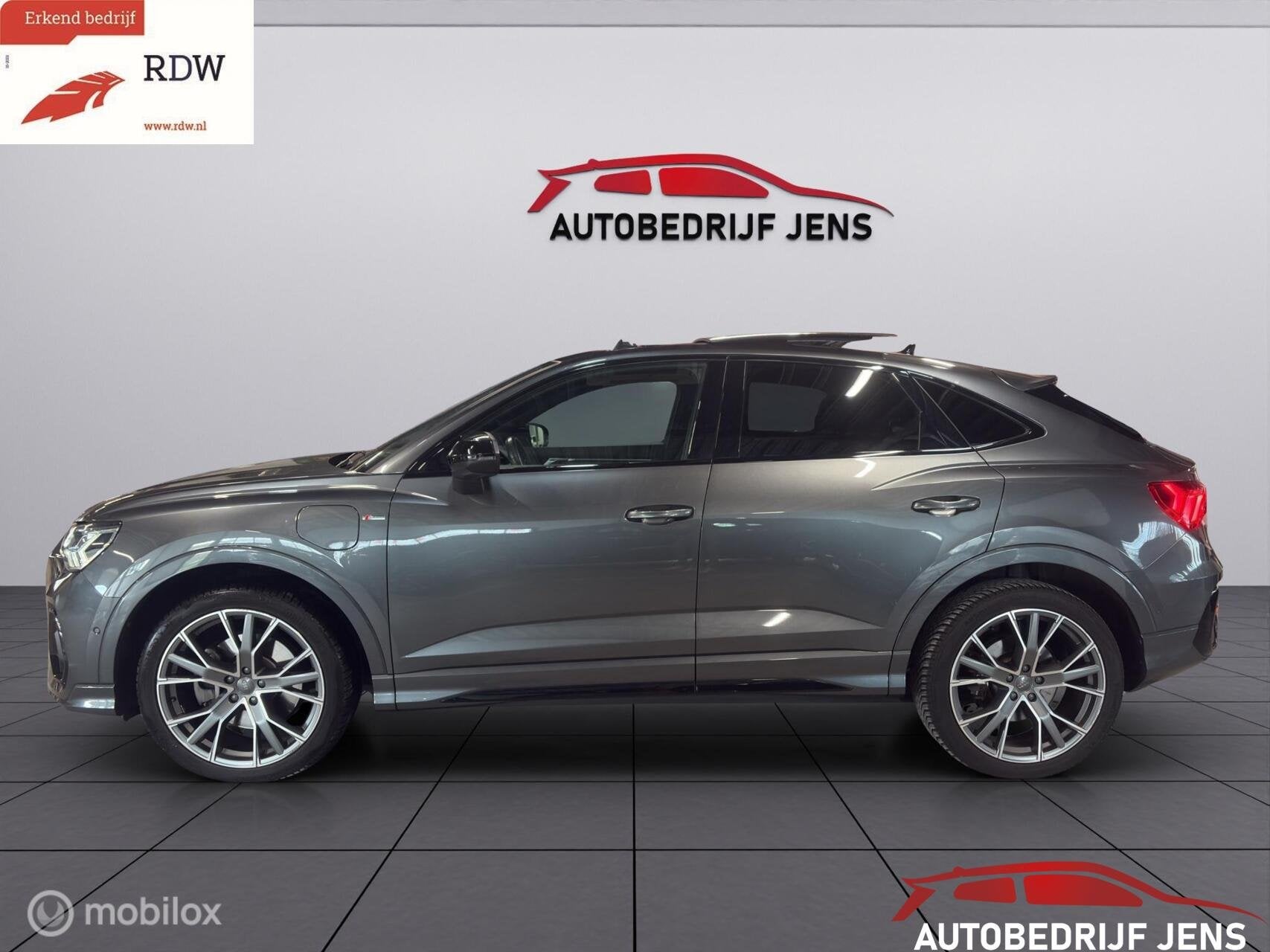 Audi Q3 45 TFSI e S edition, Auto's, Gebruikt, Euro 6, Automatische klimaatregeling, Hybride Elektrisch/Benzine