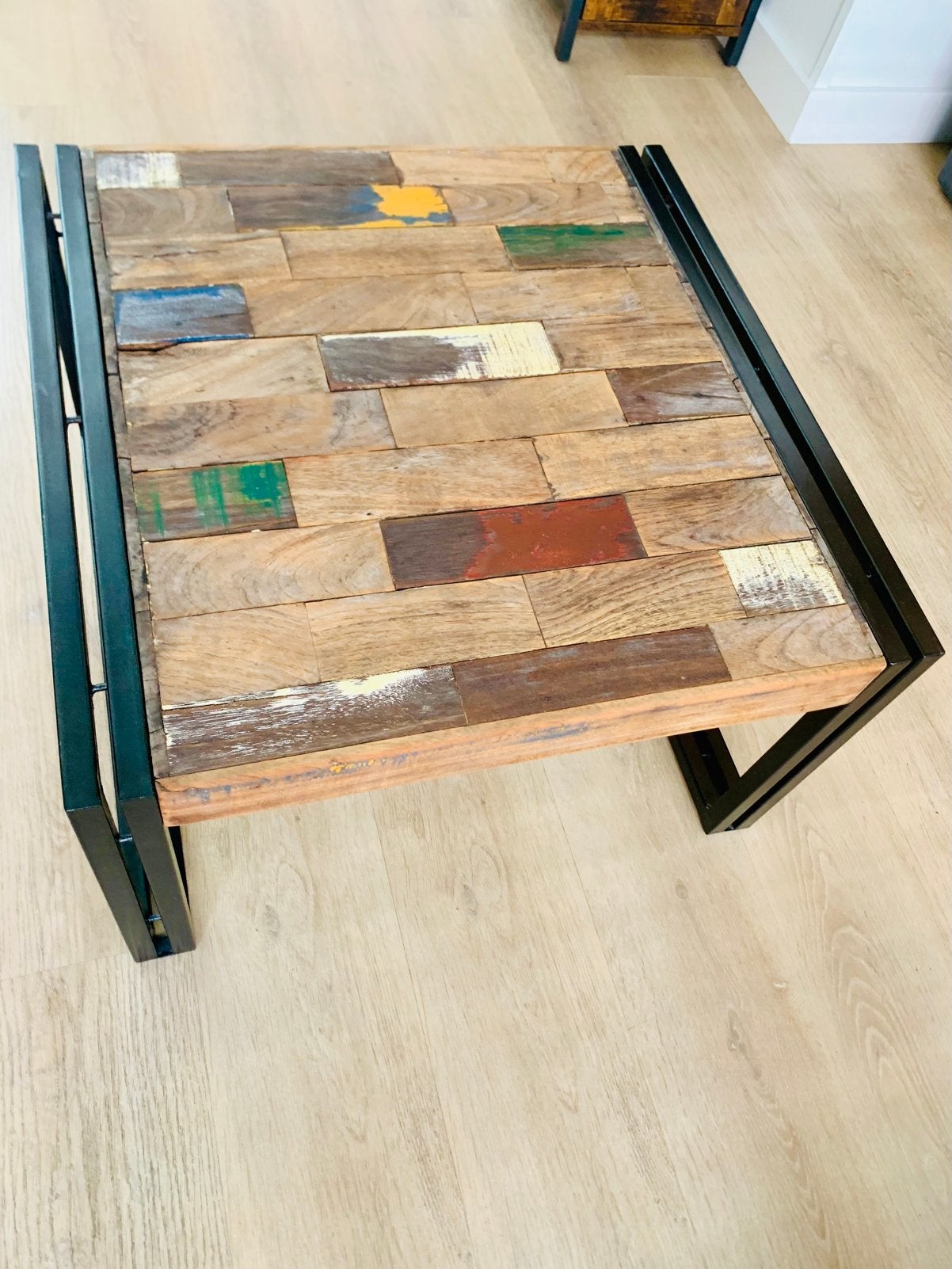 Te koop: sloophouten tafel (60x60x35cm)!, Huis en Inrichting, Tafels | Bijzettafels, Minder dan 45 cm, Gebruikt, 55 tot 75 cm