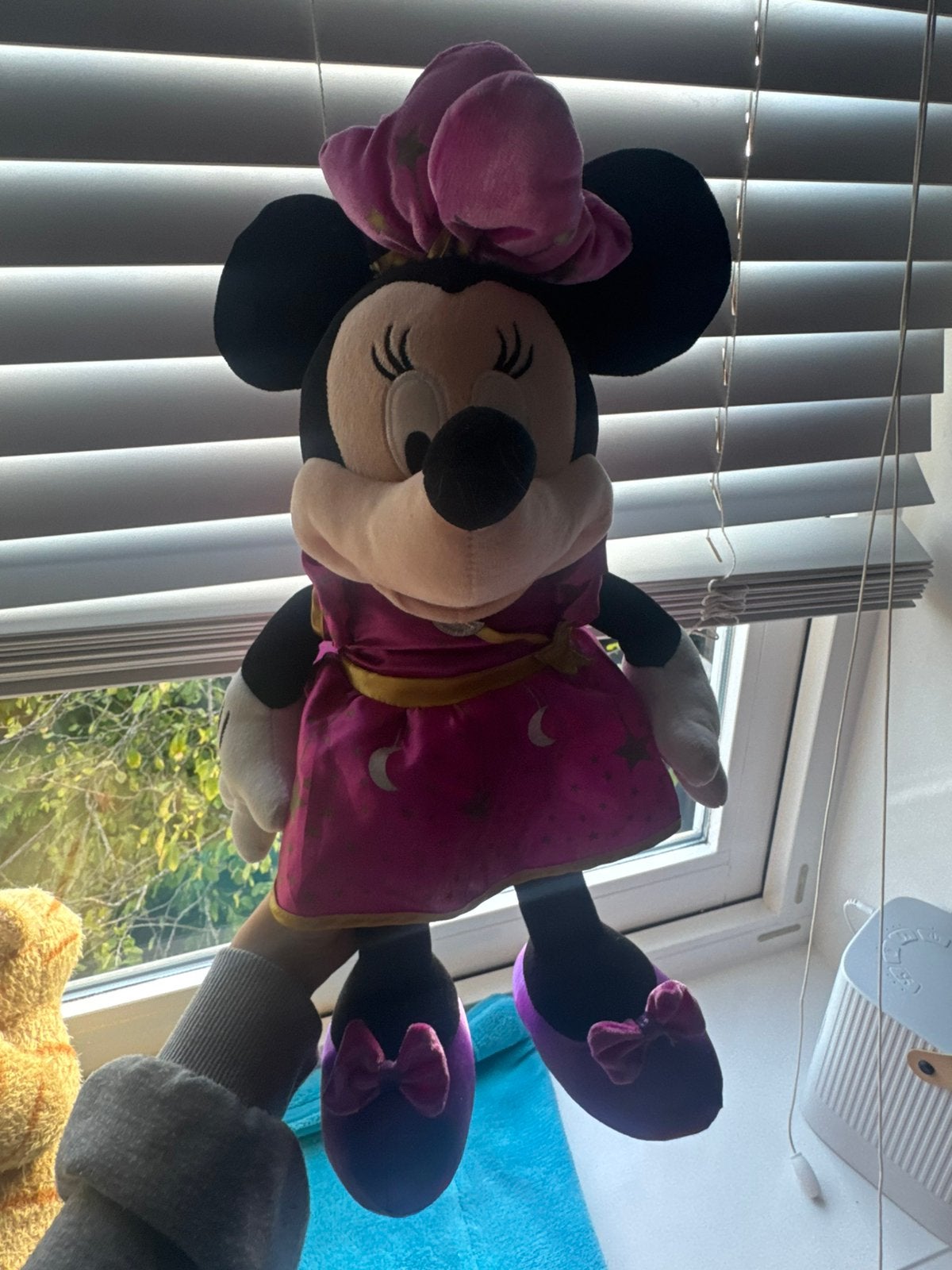 Magic on parade minnie mouse - knuffel disneyland paris, Ophalen of Verzenden, Mickey Mouse, Nieuw, Knuffel