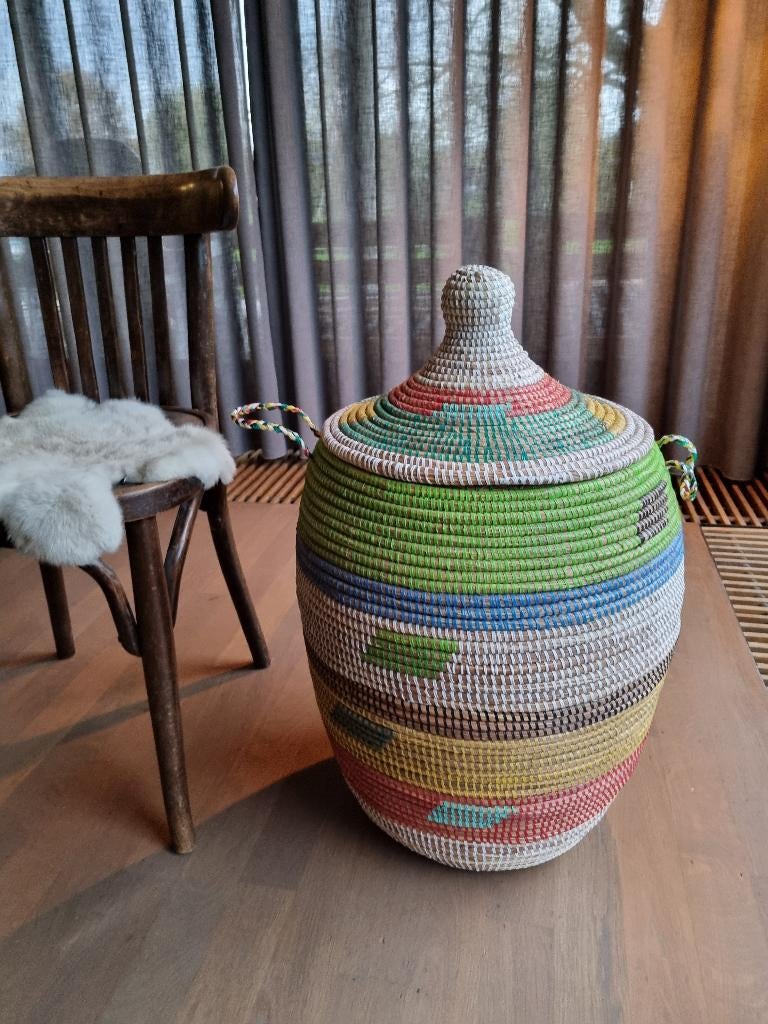 Afrikaanse opbergmand van zeegras uit Senegal, Mand, Rond, Nieuw, Ophalen of Verzenden