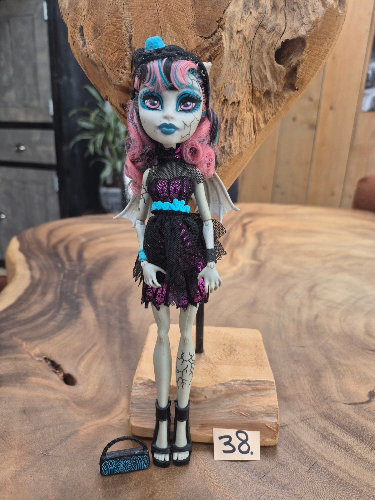 Monster High pop - Draculaura met accessoires, Kinderen en Baby's, Ophalen of Verzenden, Zo goed als nieuw, Overige typen