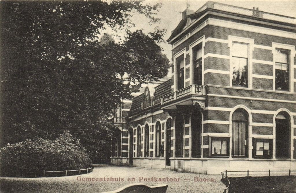 Gemeentehuis en Postkantoor. - Doorn. - ongelopen, Verzenden, 1920 tot 1940, Ongelopen, Utrecht