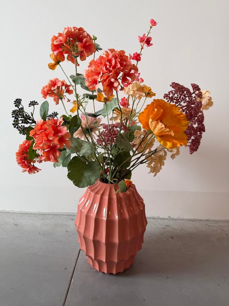 Decoratieve vaas met kunstbloemen, zijde boeket met vaas, Ophalen, Binnen, Kunstbloem, Inclusief kunstbloemen