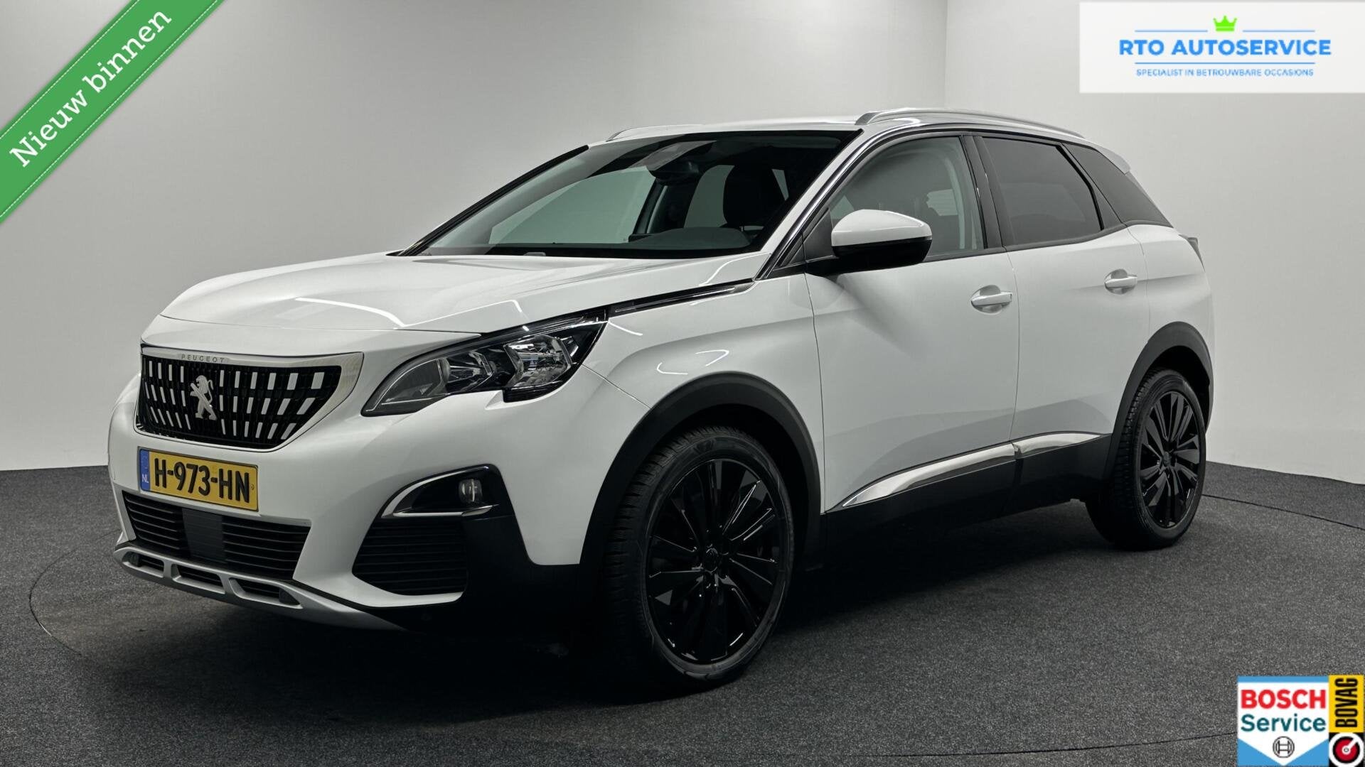 Peugeot 3008 1.2 PureTech Blue Lease Premium CARPLAY NAVI CA, Auto's, Voorwielaandrijving, Gebruikt, 1199 cc, Met garantie (alle)