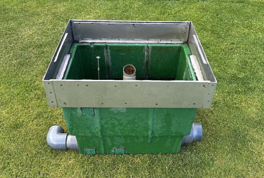 upflowfilter flatbed granulaat vijverfilter 84 x 66 x 72 cm, Ophalen, Gebruikt, Vijverfilter