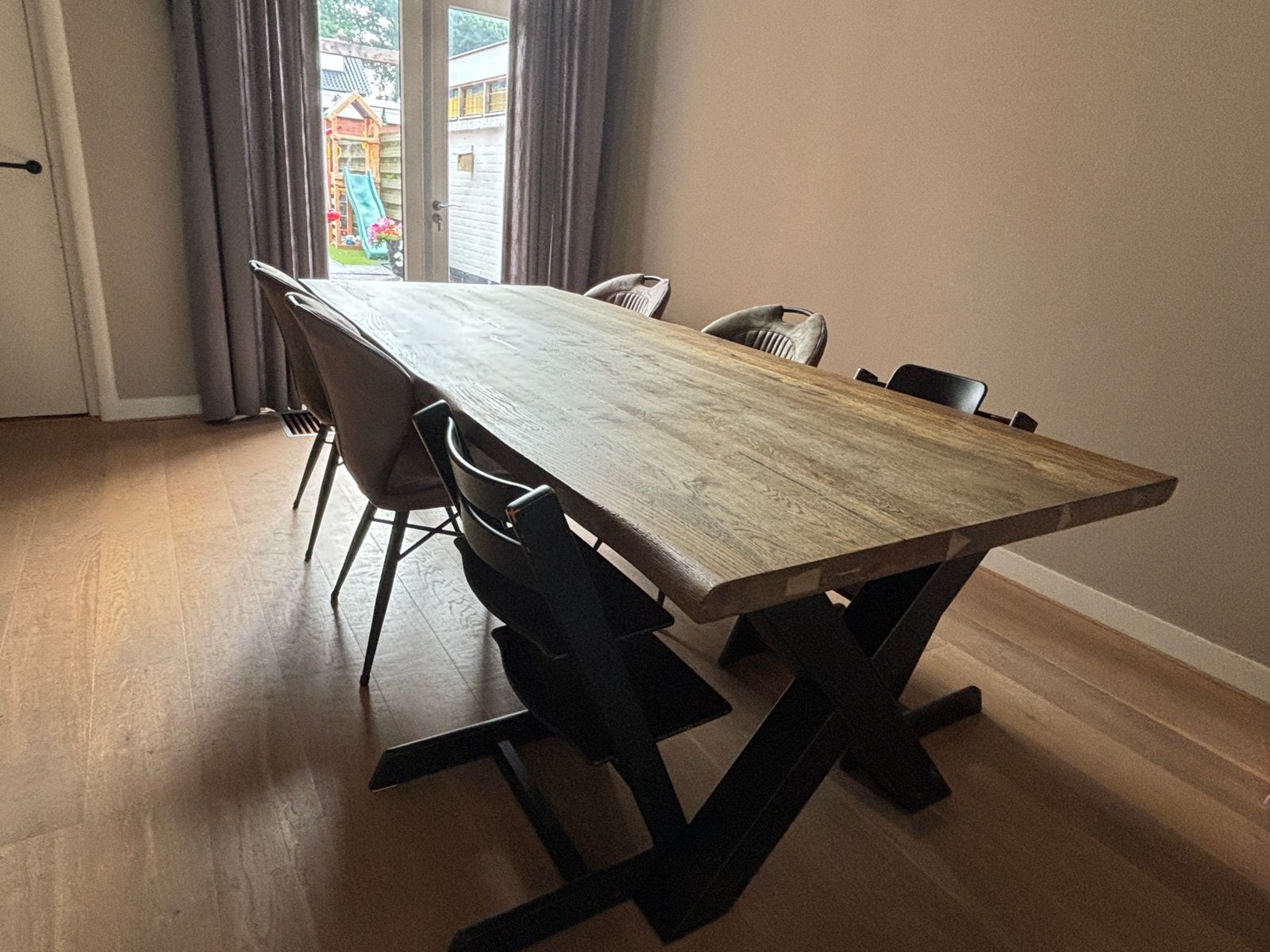 Eettafel van Henders & Hazel, Huis en Inrichting, Eikenhout, 200 cm of meer, Zo goed als nieuw, Vijf personen of meer