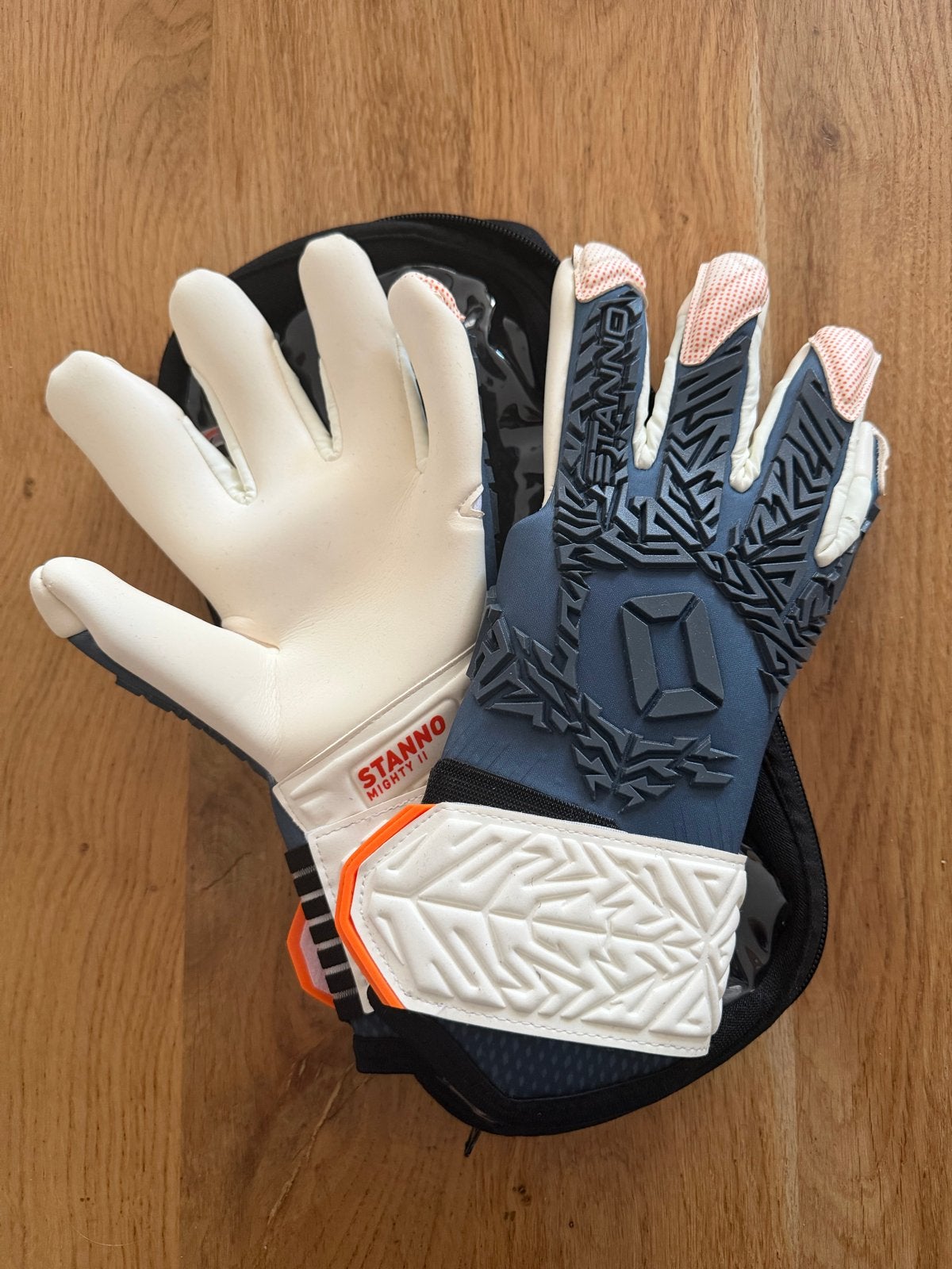 Stanno Mighty II Keepershandschoenen maat 8, Maat XS of kleiner, Ophalen of Verzenden, Nieuw, Handschoenen