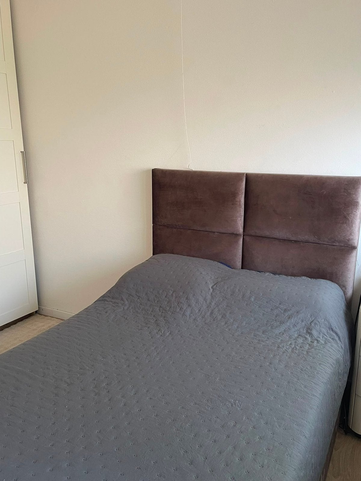 Twijfelaar boxspring bed velvet bruin 140x200 MOET NU WEG!, Huis en Inrichting, Slaapkamer | Boxsprings, Ophalen, Bruin, 140 cm