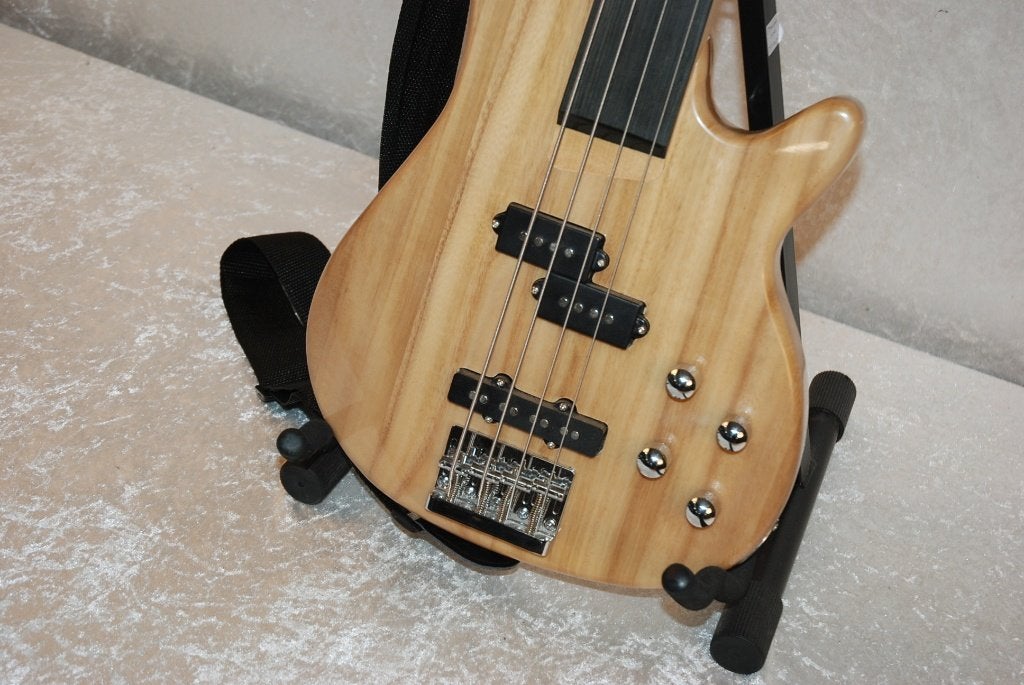 Gear4Music Fretsloze passieve basgitaar met tas  <26261413>, Gebruikt, ., Gear4Music, .