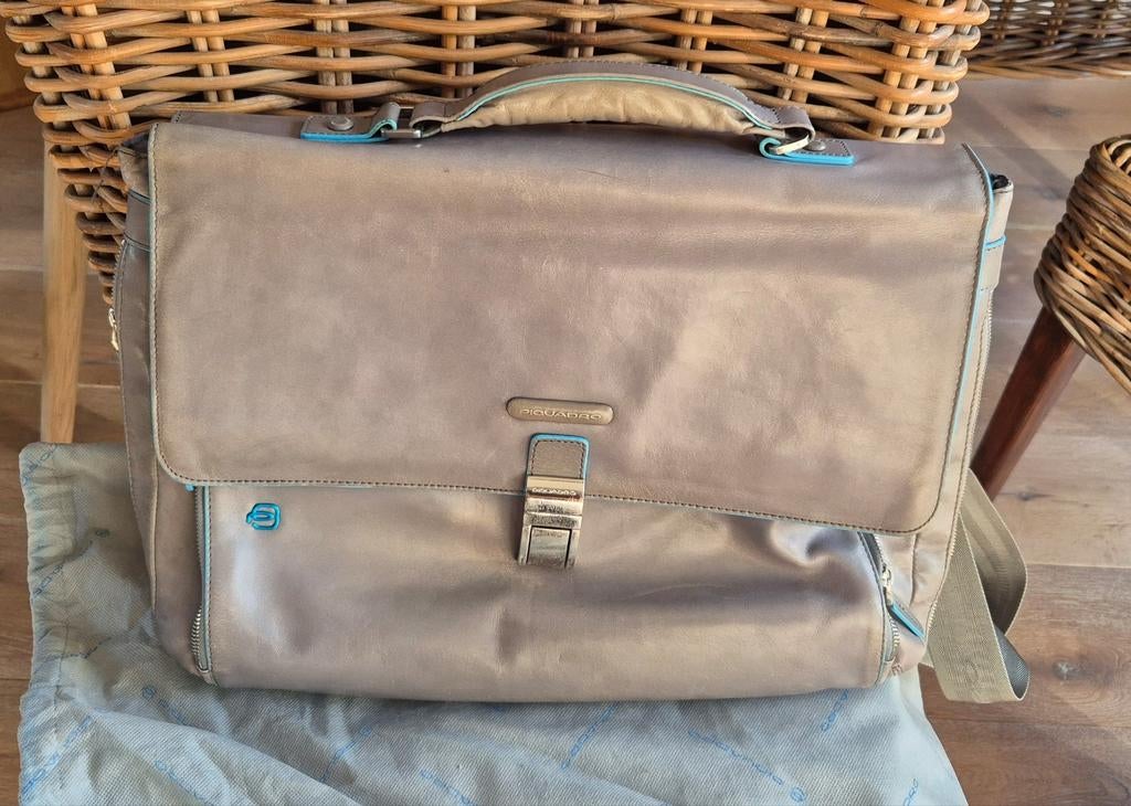 Piquadro laptoptas, Computers en Software, Laptoptassen, Gebruikt, 15 inch, Aktetas, Ophalen of Verzenden