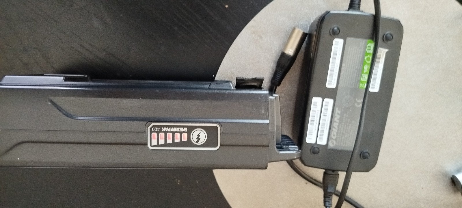 Giant EnergyPak 400 E-bike Accu met Oplader, Fietsen en Brommers, Ophalen of Verzenden, Gebruikt