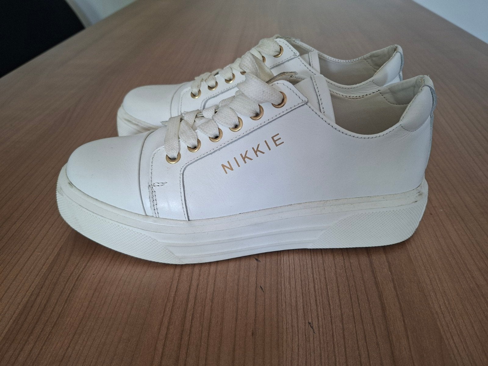 Nikkie sneaker. Maat 37., Kleding | Dames, Ophalen, Wit, Nikkie, Sneakers of Gympen
