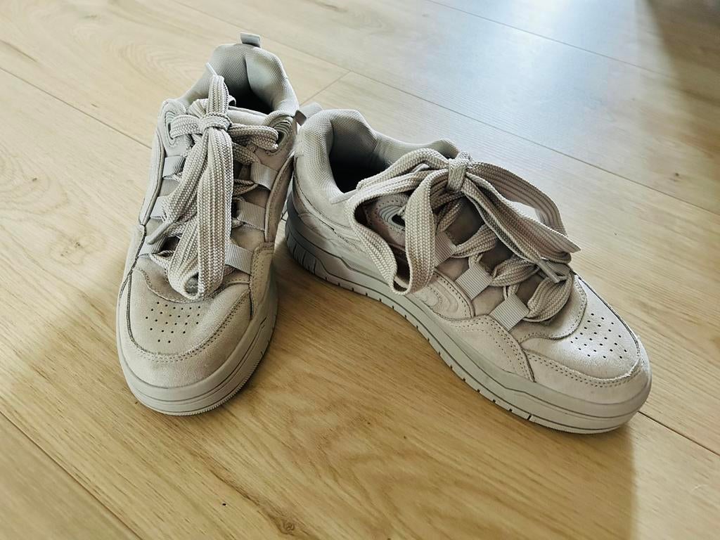 Bershka schoenen maat 41, Ophalen of Verzenden, Zo goed als nieuw, Sneakers of Gympen
