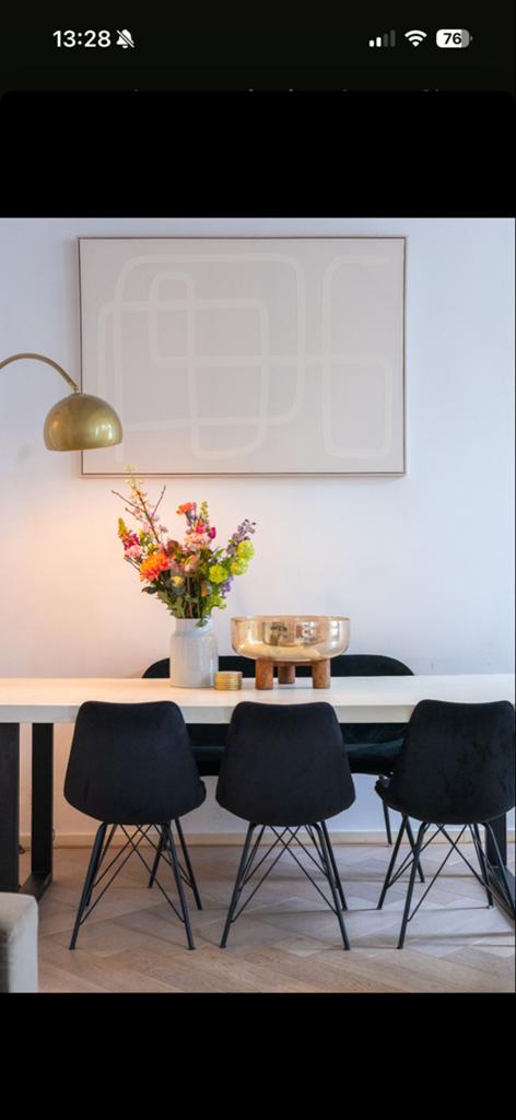 4x Zwarte Velvet Eetkamerstoelen + 2-persoons Bankje, Ophalen, Gebruikt, Zwart, Vier