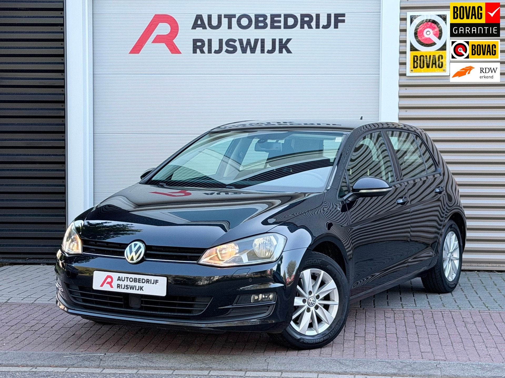 Volkswagen Golf 1.4 TSI Highline Navigatie/Bluetooth, Auto's, Euro 5, Gebruikt, 4 cilinders, Alcantara
