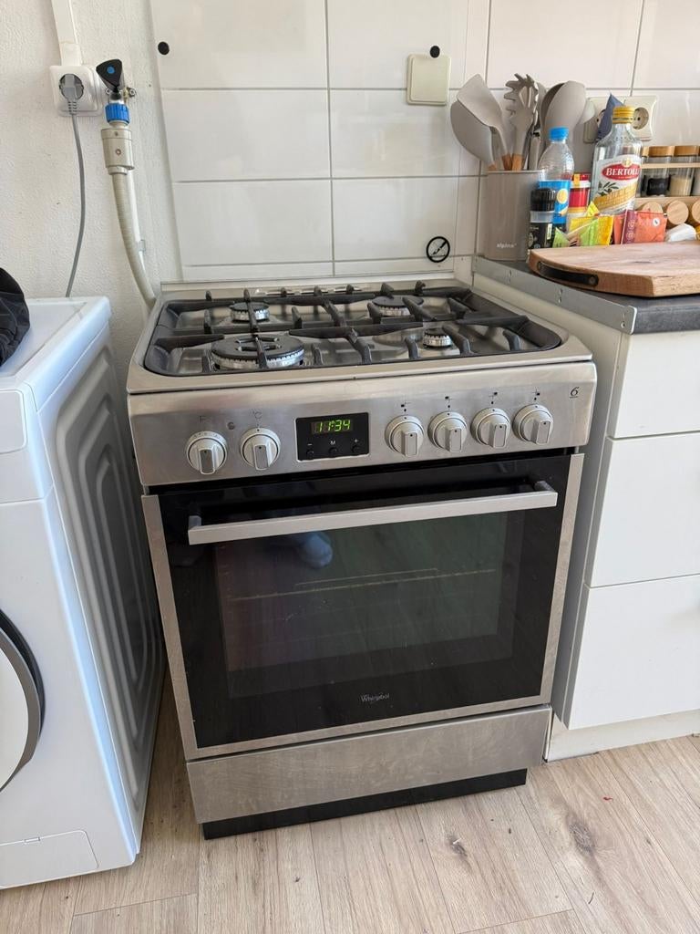 Whirlpool gasfornuis met oven - RVS, Ophalen, Gebruikt, Hete lucht, 4 kookzones