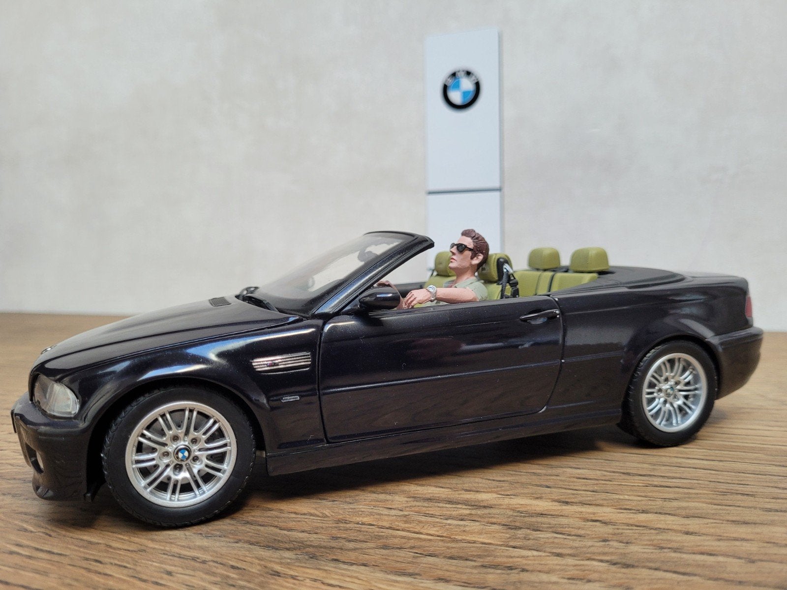 Kyosho 1:18 BMW E46 M3 Cabrio Zwart, Ophalen of Verzenden, Zo goed als nieuw, Auto, Kyosho