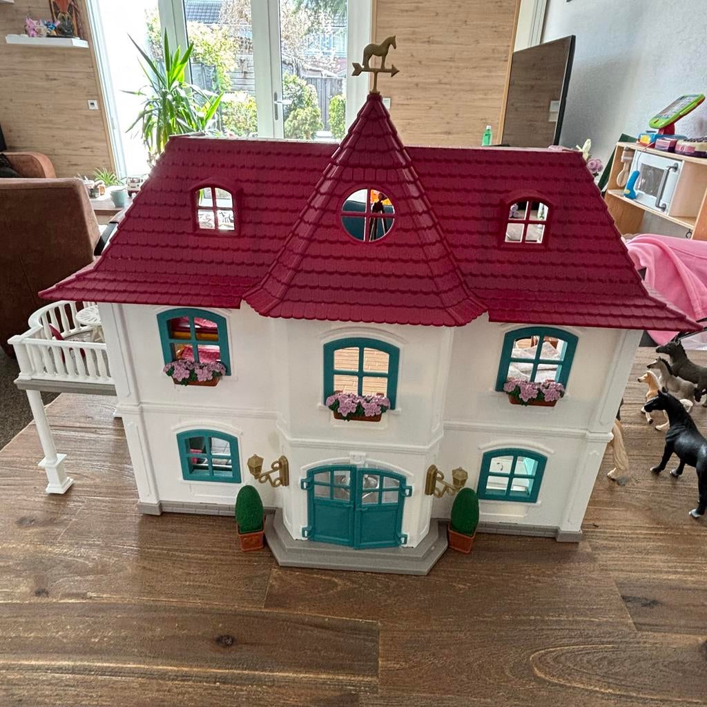 Schleich 42551 landhuis met stal en extra paardjes en ezels, Ophalen of Verzenden, Gebruikt