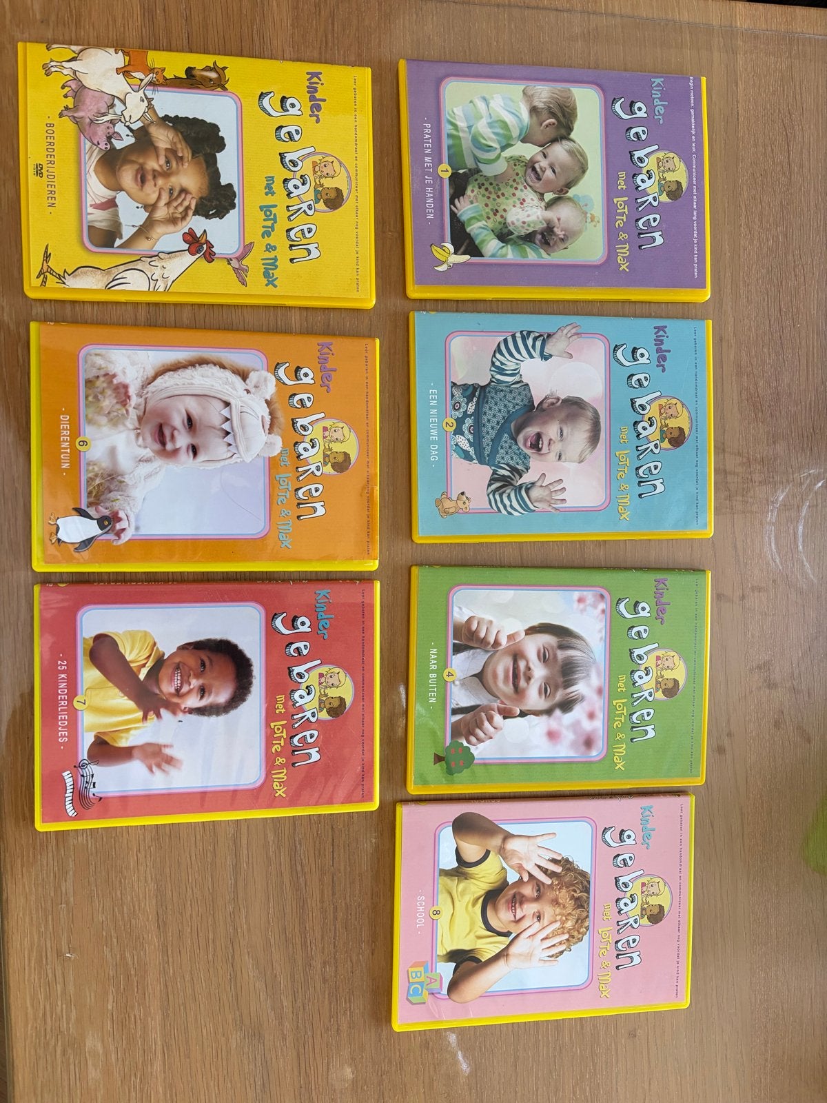 Kinder Gebaren met Lotte & Max DVD Collectie (7 stuks), Gebruikt, Verzamelbox, Alle leeftijden, Nederlands