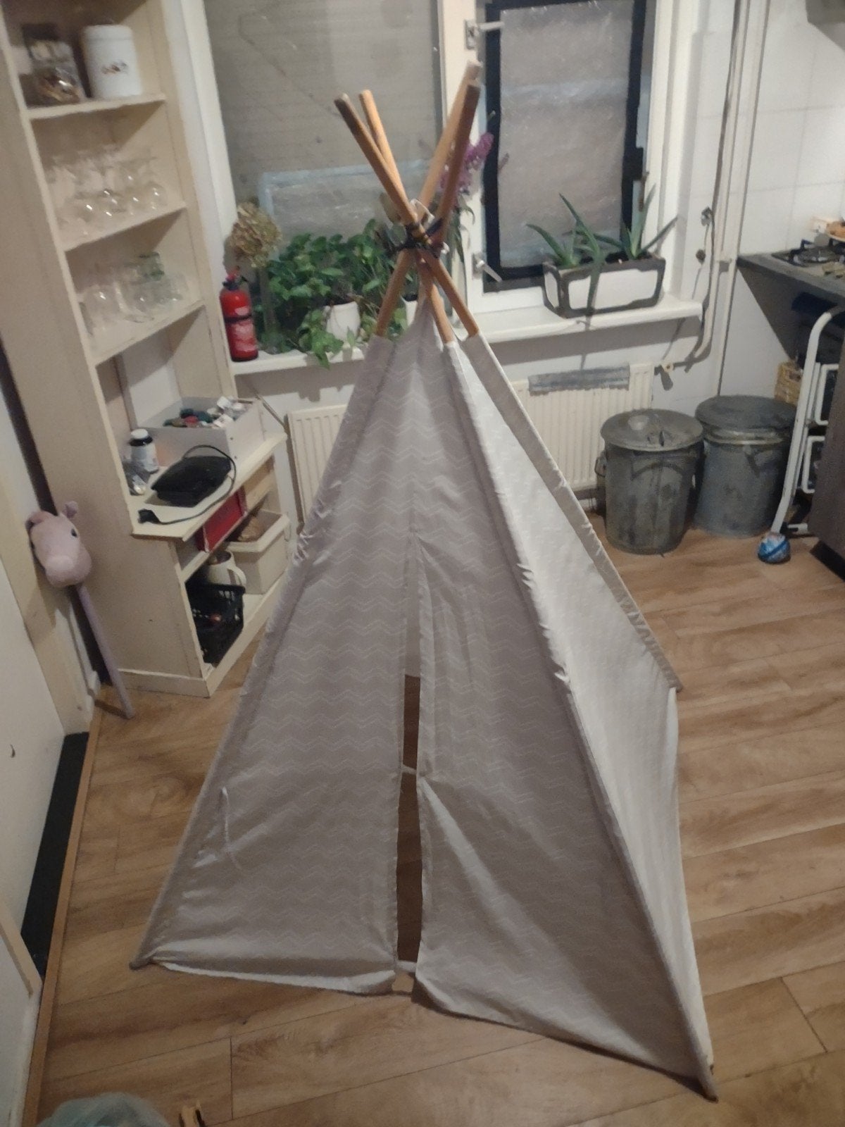 Leuke speel-tipi voor kinderen, Kinderen en Baby's, Ophalen, Zo goed als nieuw, Hout